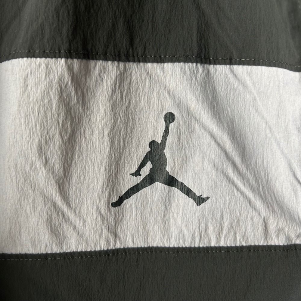 Jordan Brand Basketball Pullover Jacket Men's Size‎ XL Gray White Zip Front - Picture 9 of 10